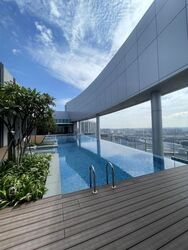 Arc 380 (D8), Office #612395021